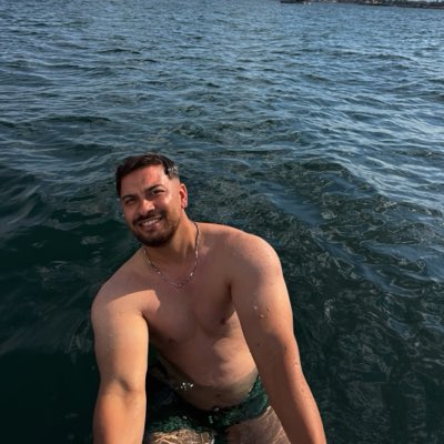 NNumanlar's tweet photo. #YeniProfilResmi https://t.co/nQGSkbKiHM