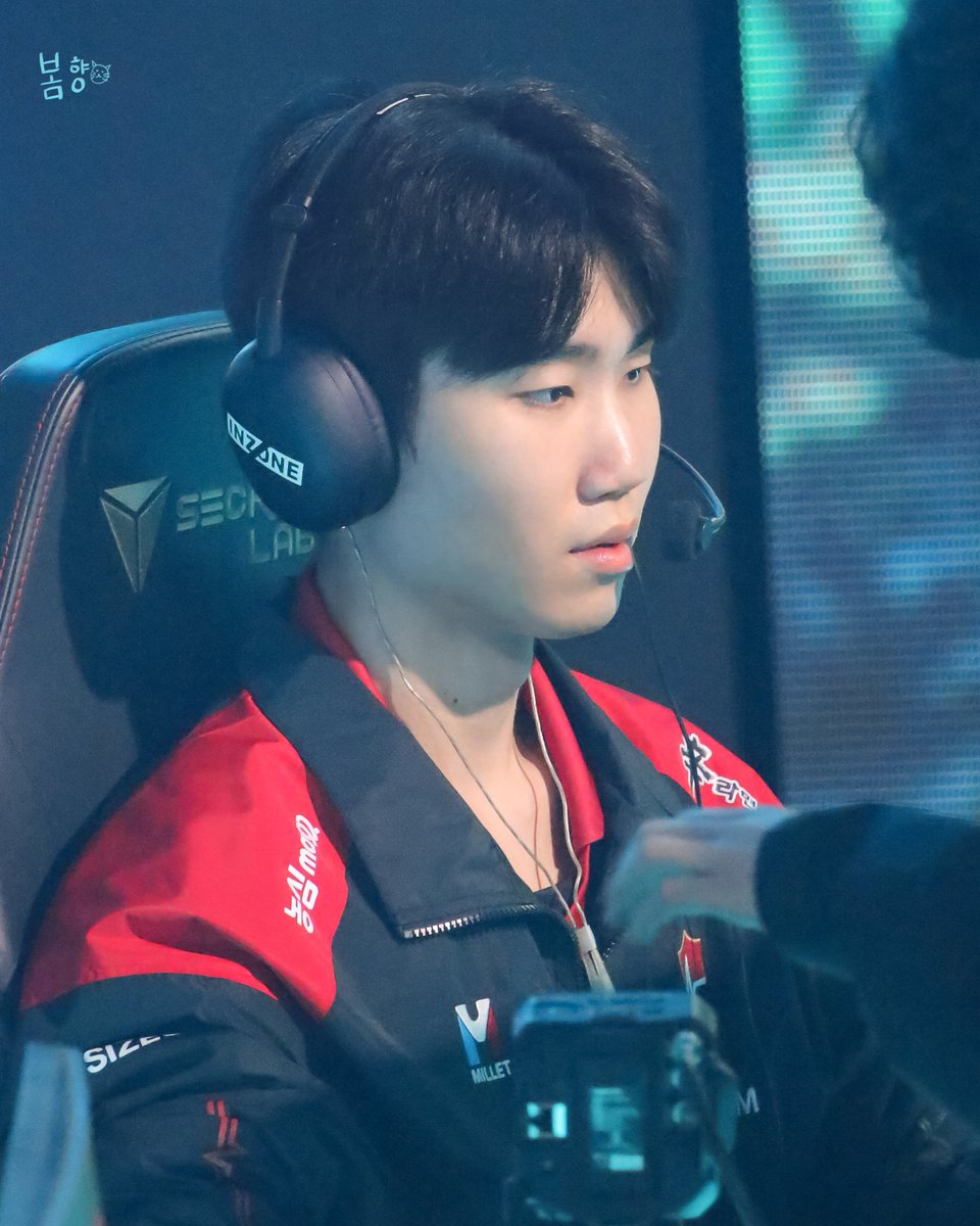 ns_C0C0a's tweet photo. 2026.05.10 #VCTPacific STAGE 1 DAY 18 vs. KRX  

#NONGSHIM #NSWIN #Francis https://t.co/CXulHxVXZm
