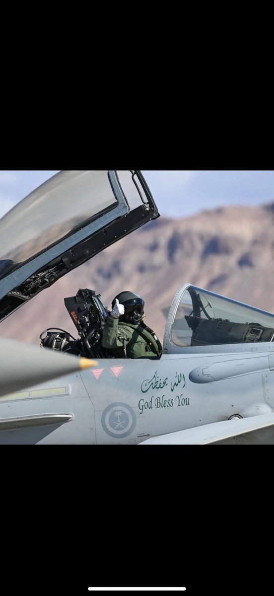 tvf8j's tweet photo. منقية ابن سعود جتكم طوابير 
تفرجو بالزين يأهل المزاين

ذود الوطن ماهي بذود المغاتير 
ذودٍ علفها راس مجرم وخاين

 #السعوديه_خط_احمر https://t.co/E5uz35CoNi