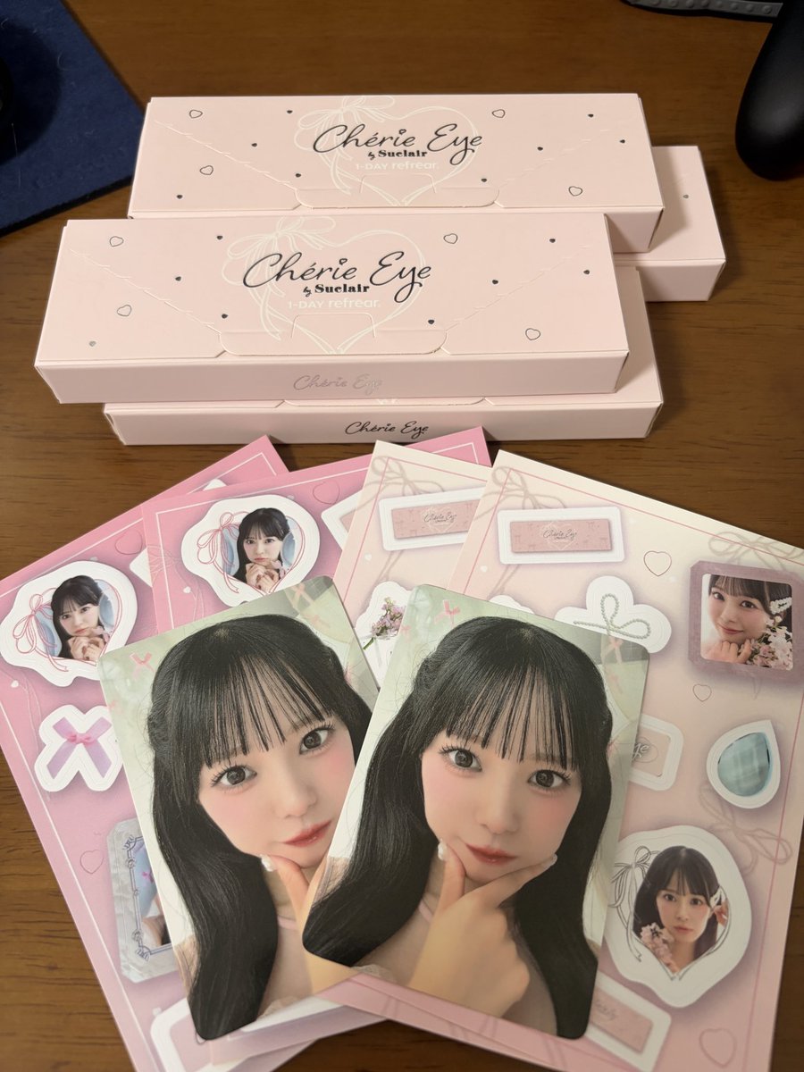 rasa_0302's tweet photo. 早速、購入!!
かわいいシールとトレカも😍
#増田彩乃
#Suelair
#refrear
#きゅーすと https://t.co/1XqC4Sxdej