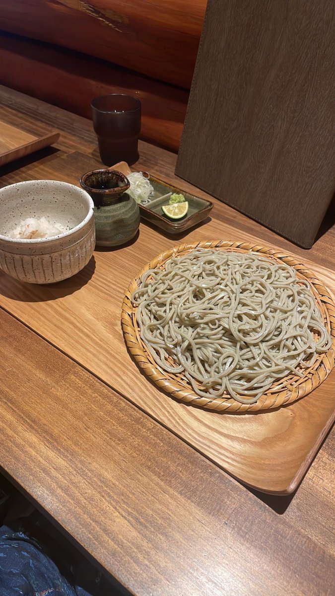 brdk_murasan's tweet photo. ログハウスのお蕎麦屋さんなんてあるんですね。 https://t.co/1JBVXixImR