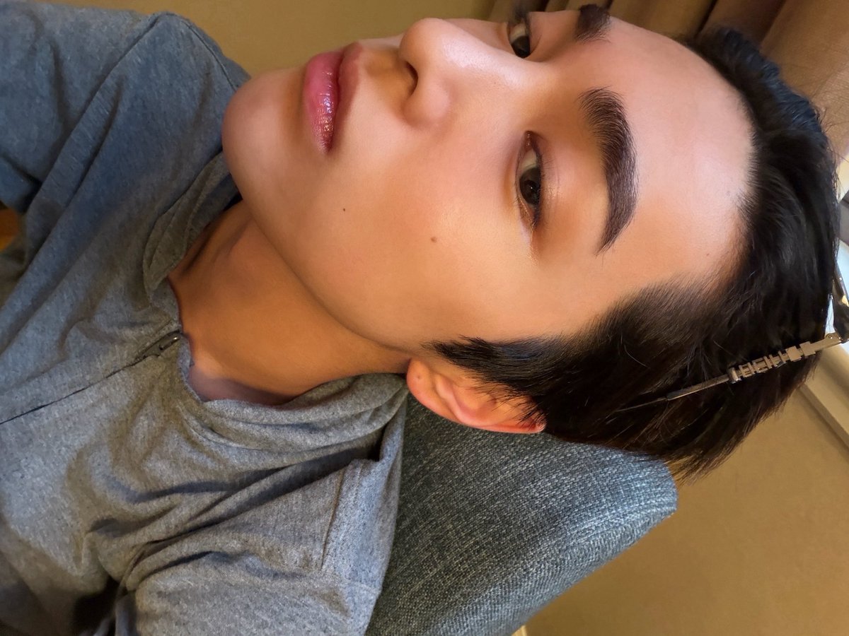 keonsheen's tweet photo. I’m hungry SANA MAG LUNCH BREAK NA https://t.co/xfIMbCOpTj