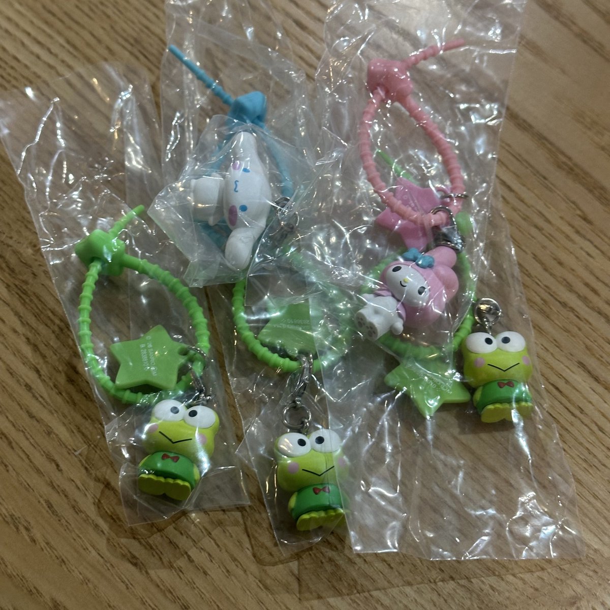 mimi315imim's tweet photo. サンリオ ななほし マルチチャーム カプセルトイ ガチャ 交換 譲渡

譲 シナモン、マイメロ、ケロッピ
求 キティ、定価

現在、原宿にてお手渡し可能です。 https://t.co/ty3eaFk8eE