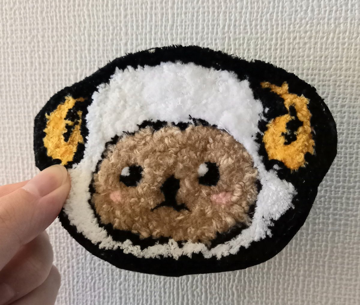kazuto77771's tweet photo. 今年も妹と小学2年生の姪が不器用なおいたんに代わって作成したよ🐏🐏🐏

1枚目のは妹がパンチニードル的わためいとを!

2枚目のは姪が自分でわためぇのいろんな写真やぬいを見つつ描いた!

姪が「わためさんこれからも活動頑張ってね〜」だって😊✨

#つのまきあーと
#わためと自由研究2026 https://t.co/yhkxioFnL4
