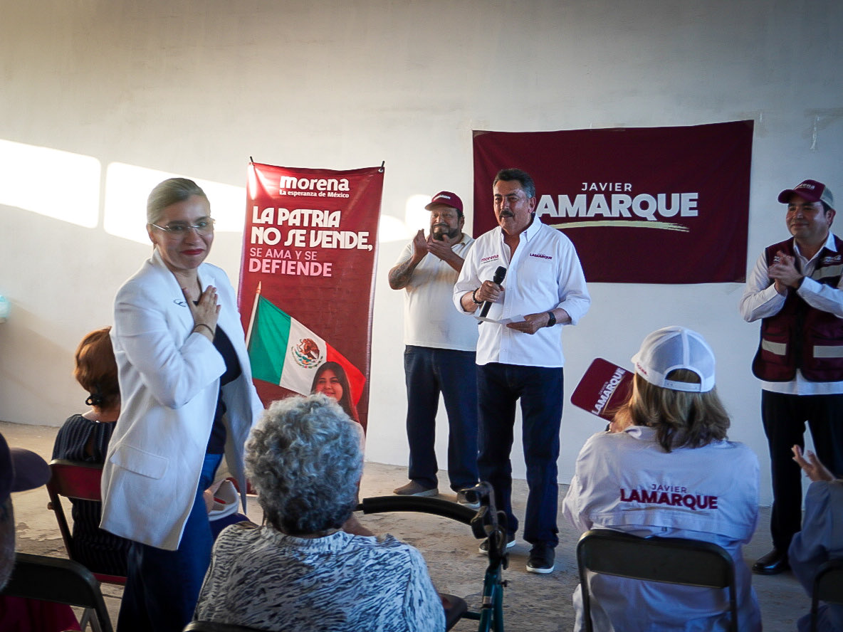 wzuloag's tweet photo. Es un gusto regresar siempre a una colonia tan querida como Las Amapolas, con queridas amistades, que nos invitaron a acompañar a @JavierLamarque_ en la Asamblea Informativa con vecinos y vecinas del sector. El encuentro con amigos y amigas, a quienes llevo años visitando, me hizo coincidir también esta tarde con apreciados compañeros del movimiento,  como Esperanza Molina, Heriberto Aguilar, Rafa Ramírez, entre otros.