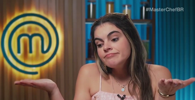 jillshastings's tweet photo. mas antes de sair a mamy colocou a sonsa no lugar dela 
#MasterChefBR https://t.co/54Ylrq0NOZ