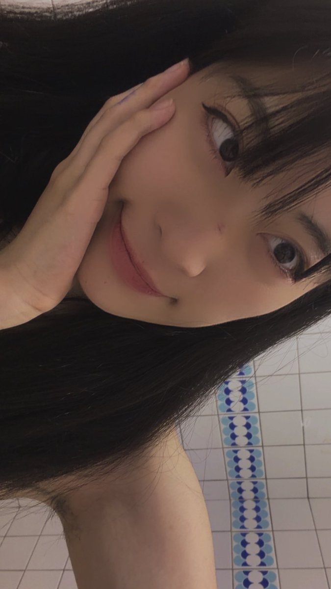ji9874's tweet photo. 今天蜘蛛人上映感覺可以揪團去看欸==

有人要一起嗎？

⭐️要的密我Dc色群置頂有連結⭐️
要約會還是認親口交的也可以密我Dc色群

#高雄 https://t.co/zGTDpNzxNR