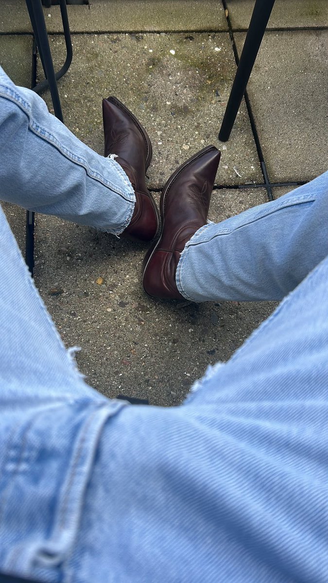 digitalpxls's tweet photo. 🫵🏻 #gayboots #gaycowboy #hungtop https://t.co/FO2uwkitkV