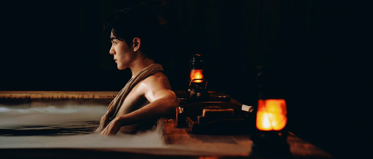 ZengShunXi_TH's tweet photo. 🧡 29.07.26 | #เจิงซุ่นซี สตูดิโอเวยป๋อ : 曾舜晞Joseph工作室

#เก้าสกุล เจิงเวยหาง (เจิงซุ่นซี) รับบท อู๋เหล่าโกว

(1/6)

เปิดอกเผชิญหน้า ต่างคนต่างมีแผนในใจ
ก้าวเข้าสู่กระดานกล ต่างฝ่ายต่างยังไม่แพ้ชนะ

#九门 #曾舜晞 #ZengShunxi https://t.co/A6WPLLAKpR