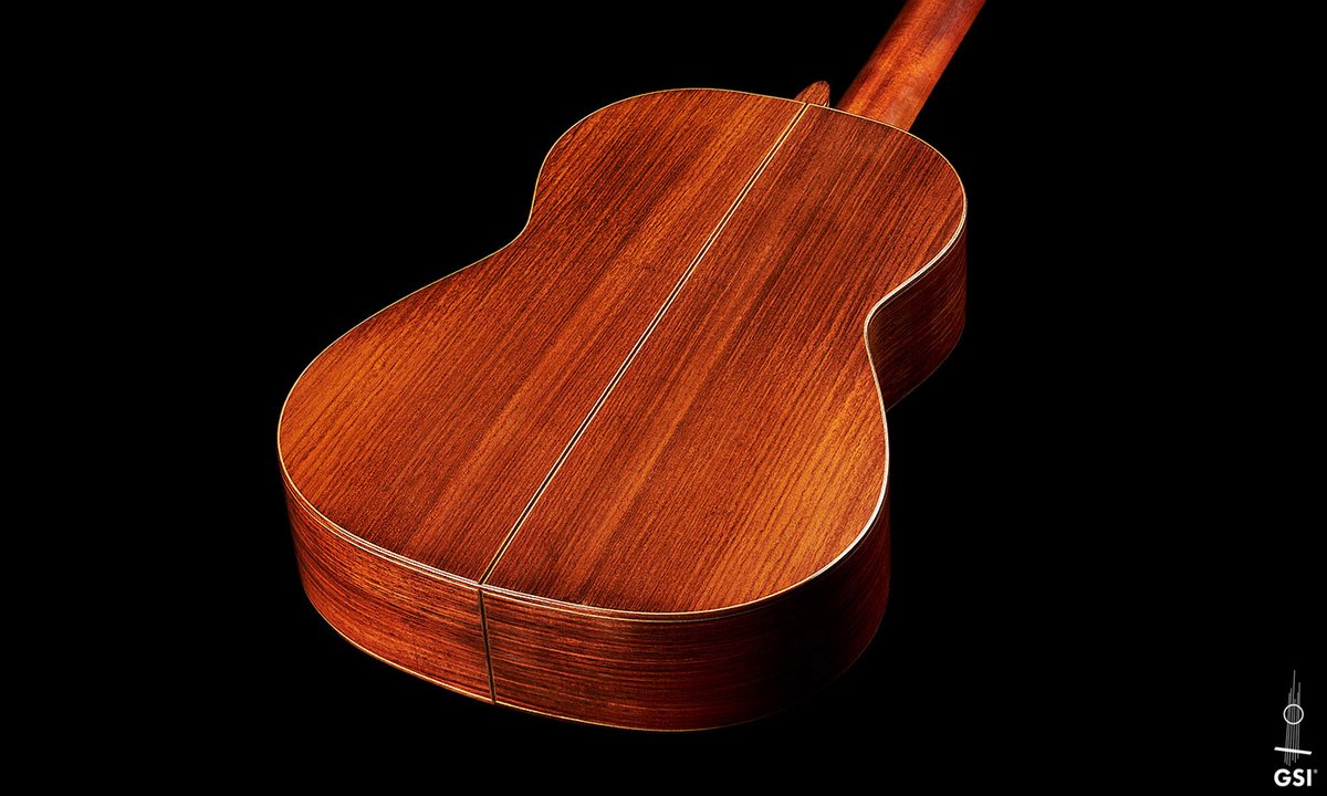 guitarsalon's tweet photo. Visit our auction! This week we're offering a 2003 Jean-Noël Rohé SP/IN. Learn more and place your bid!

Visit auction: https://t.co/VLeniXBHJK

#guitarsalon #classicalguitar #auction #guitarshop https://t.co/3hkEGOZFO3
