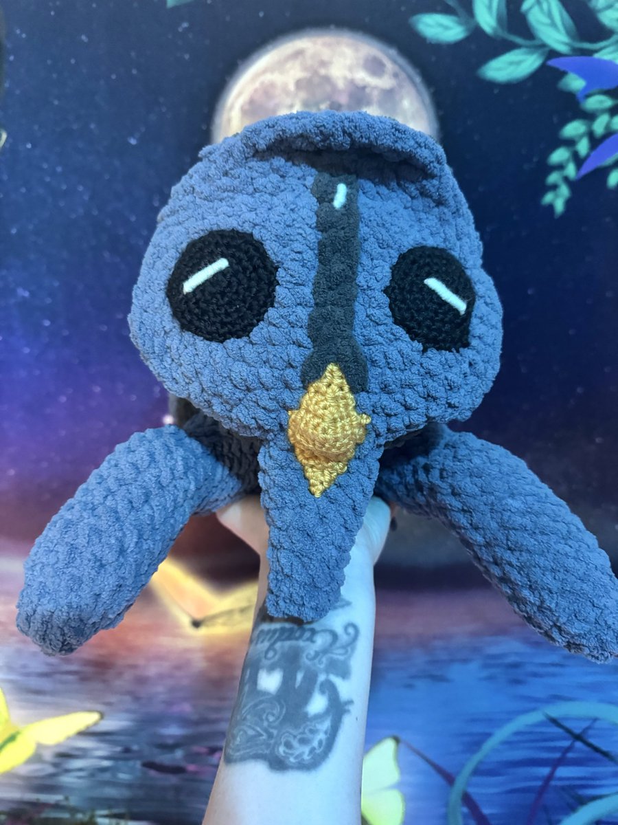 miki__vii's tweet photo. Day 5 &amp; 6: Crochet Baby Lotus!
Attached her face and cap and made and attached her front legs! 
So excited to add her antenna and smaller details! We’re trusting the process! 
#Warframe #TennoCreate https://t.co/KOmnSrUePS