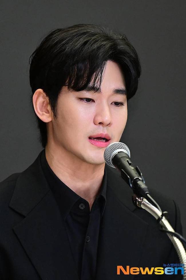 soohyunupdates's tweet photo. [OFFICIAL] #KimSoohyun’s Legal Team Says Police Decision Officially Closed Minor-Related Allegations

Actor Kim Soohyun’s legal representative has stated that the decision not to forward the Child Welfare Act case means the allegations involving a minor have already been concluded, and that the upcoming trial is a separate legal process.

Kim Soohyun’s legal representative, attorney Ko Sangrok, released a statement on July 29th, saying, “The allegations involving a minor have already been concluded through an independent investigation with a decision of no charges and no referral. The upcoming criminal trial of Kim Seui and the related individuals is not a trial to determine whether Kim Soohyun violated the Child Welfare Act.”

The legal representative explained, “Under the Child Welfare Act, a ‘child’ refers to a person under the age of 18. In this case, the investigation covered whether the claim that Kim Soohyun dated the late Kim Saeron before she turned 18 was true, and whether there were any acts that violated the Child Welfare Act, including sexual or emotional abuse, during that time.”

“The investigation was not limited to only part of the late Kim Saeron’s childhood. It covered all the allegations that had been raised, including the period up to her third year of high school, which people generally recognize as still being a minor.”

“After examining the claims and evidence submitted by the other side, as well as the relationship and the facts at the time, the police concluded that Kim Soohyun could not be found to have violated the Child Welfare Act and therefore decided not to forward the case.”

“A decision not to forward the case does not mean the judgment has been postponed or that it is waiting for the outcome of another trial. It means the investigating authorities concluded that the alleged offense could not be established, did not send the case to the prosecution, and closed the investigation.”

“The official conclusion reached by the investigating authorities is clear. The allegations that Kim Soohyun dated the late Kim Saeron when she was a child or committed acts that violated the Child Welfare Act, including sexual abuse, were not recognized.”

Kim Soohyun’s side also repeatedly emphasized that the upcoming criminal trial involving Kim Seui and the related individuals is a separate legal process from this case.

The statement explained, “The upcoming trial is not a trial to determine whether Kim Soohyun violated the Child Welfare Act. It is a trial to determine whether Kim Seui and the related individuals spread false information or used manipulated materials, and what crimes, if any, they committed during that process.”

“The opinion that ‘a decision on the allegations involving Kim Soohyun and a minor should also be postponed until the first trial of Kim Seui and others is finished’ is a misunderstanding that comes from treating two legally independent cases with different parties, allegations, and procedures as if they were one continuous process.”

“The allegations involving Kim Soohyun and a minor are not an unresolved legal matter that will only be decided in a future trial. They have already been concluded through an independent investigation with a decision of no charges and no referral. The subject of the upcoming trial is not whether Kim Soohyun violated the Child Welfare Act, but the actions and criminal responsibility of Kim Seui and the related individuals in the process of spreading and expanding the allegations.”

“The trial of Kim Seui and the related individuals is not a trial of Kim Soohyun, nor is it a process in which an additional decision of guilt or innocence regarding the allegations involving Kim Soohyun and a minor will be made.”

https://t.co/e1eMsUcT7i