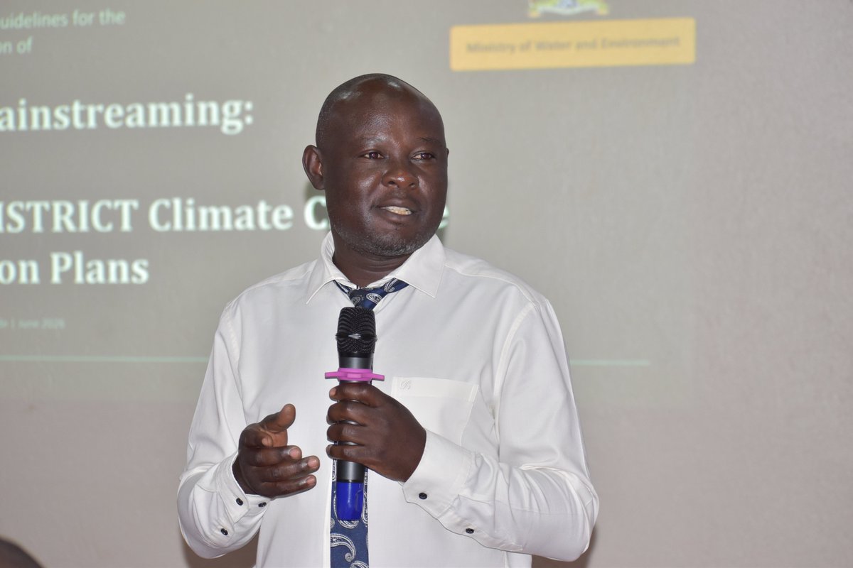 EmliBwaise's tweet photo. Under Section 8 of the National Climate Change Act (CAP 182), districts are required to develop tailored action plans. Working alongside CCD/MWE, we gathered stakeholder inputs to ensure these guidelines drive effective, localized climate solutions across Uganda.@WWFUganda  @nemaug @CCD_UG