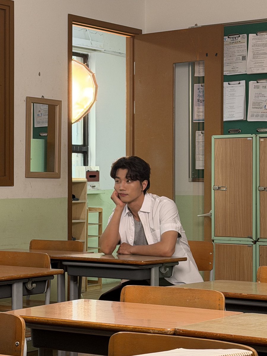 dkent_artist's tweet photo. [#김준식]

준식배우의 뮤지컬 <연의 편지>
프로필 현장 사진을 공개합니다.

박동순 김준식

26.09.16 - 11.29
플러스씨어터

#더블케이엔터테인먼트 #더블케이아티스트 #배우김준식 #뮤지컬 #연의편지 #현장사진 https://t.co/aqgc7QRKhU