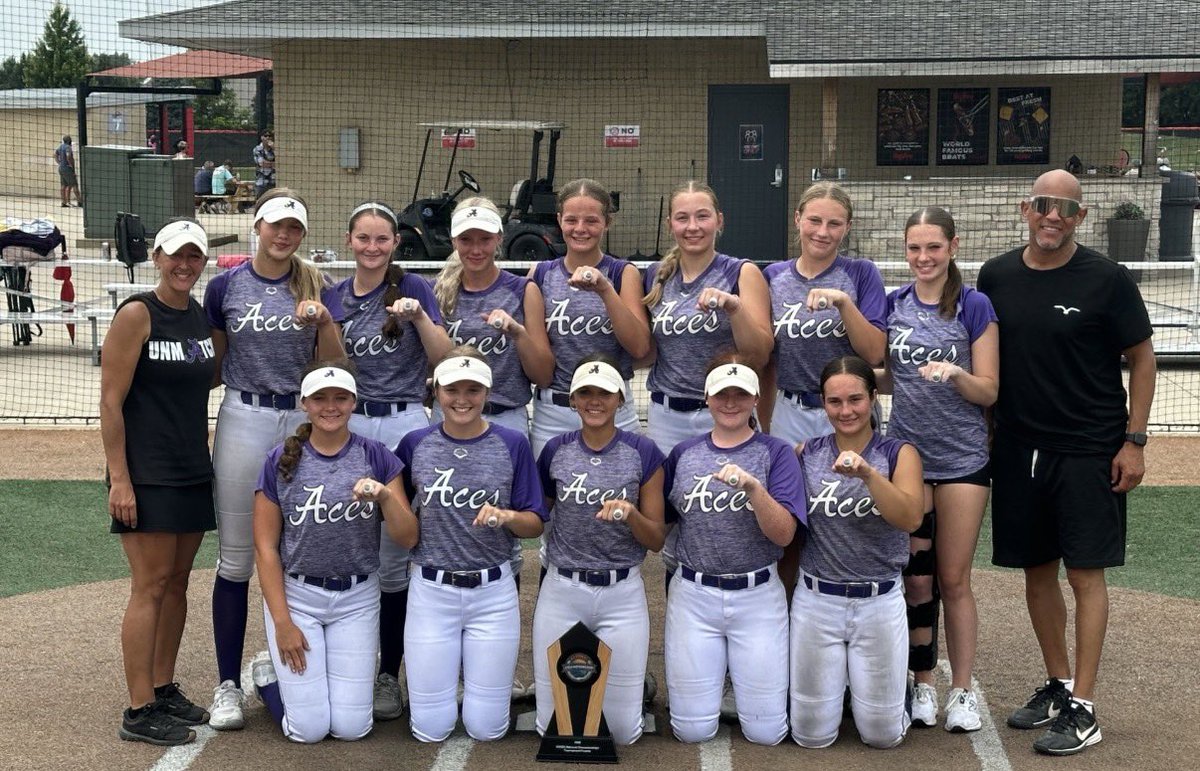 keiramo_11's tweet photo. @AcesSTL16u went 10-2 finishing 2nd at Nationals. Our bats were 🔥, especially Lauren Franey, @KatieB2028 , @AveryDeJohn_19, @journey_vaughn6 & @natalee_2029 who all hit over .400. That combined with some awesome D helped us battle Sat. playing 5 games. I felt good in the ⭕️ and at the plate. Especially, proud of my control in the rain and my rise ball.

Pitching: 9.2 INN. | 13 K | .156 BAA 
Hitting: 34 PA | .467 AVG. | .733 SLG. | 14 H

@UNISoftball  @CoachWallace29 @CoachSorden @kcroossb  @KStokes10  @ChaninLuz @prepsoftball @WKUSoftball  @UMSLSoftball @LouisvilleSB  @LindenwoodSB @CoastRecruitsSB @CodyJBarham