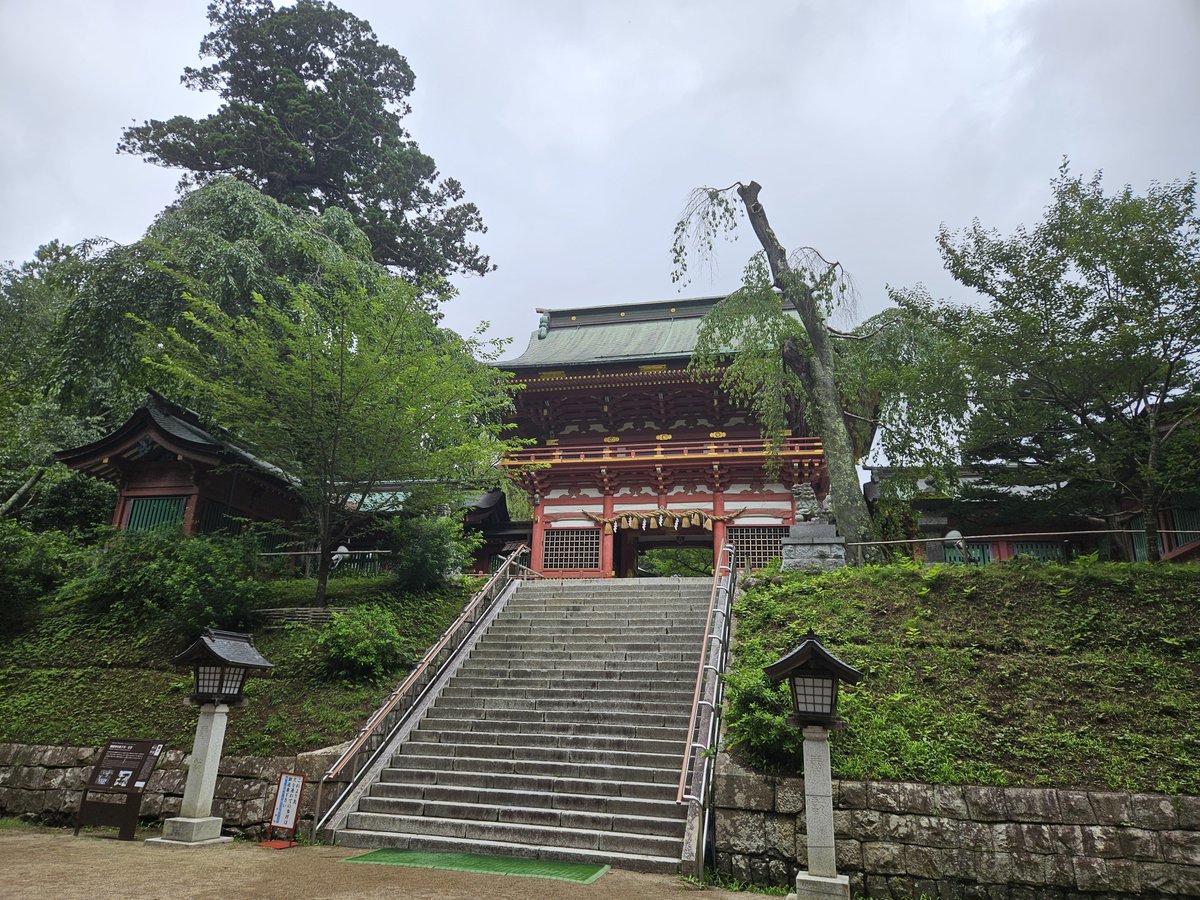 Ji_nu_p's tweet photo. はずかしながら鹽竈さまに初めてお参りしたのであった。
こ、腰が痛い… https://t.co/Sa2mesUkQJ