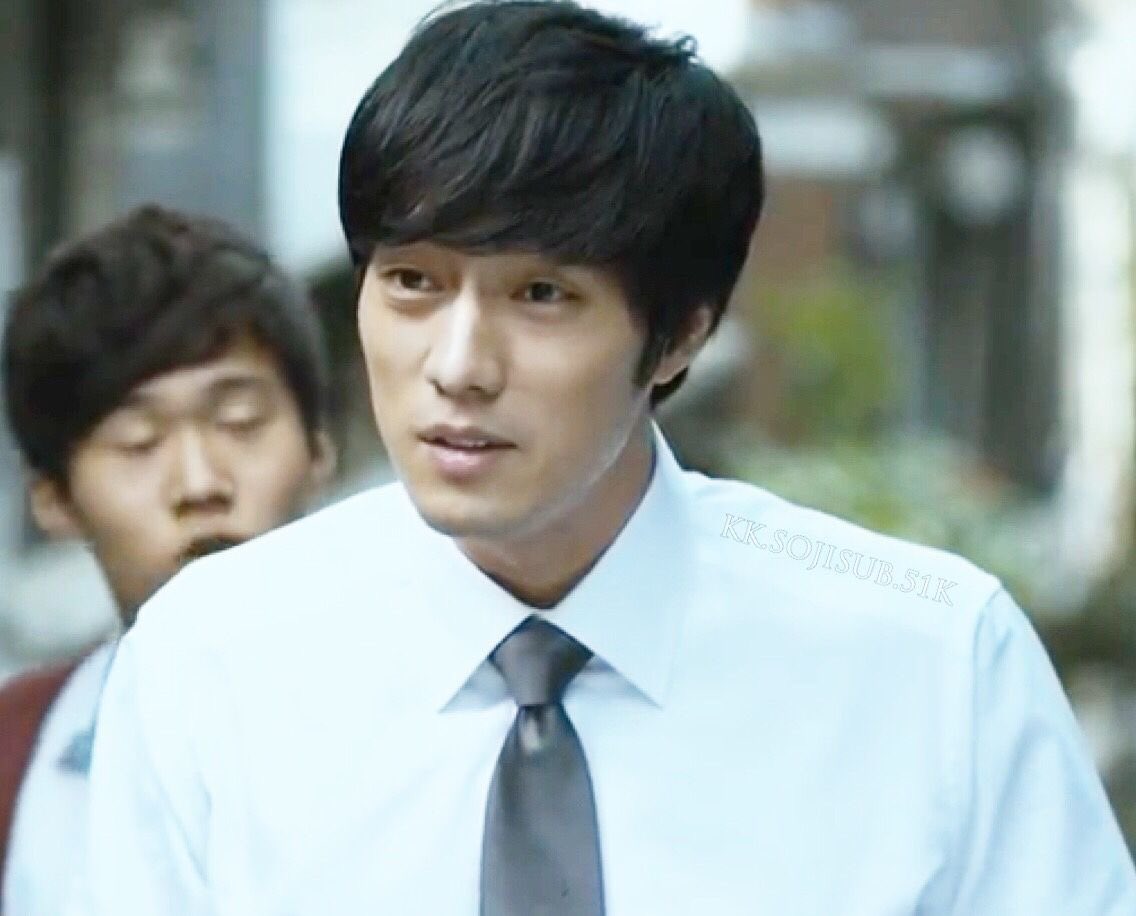 jutaedoit's tweet photo. 회사원때 소간지 얼굴 너무 레전드라 말도안나옴ㅋㅋㅋㅋㅋㅋ 지형도씨 기럭지가 말도안되고 슈트빨이..걍 미침ㅋㅋㅋㅋㅋ https://t.co/GZCo6lLe5k