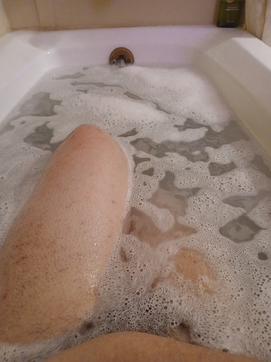 BooBugsBunny's tweet photo. Welcome to my new pinned! 

My name is Bug! 🐛 (they/them)
~21 , 5'3
~Single
~Faceless
~Sub
~Kinky
~Come find out more 😛

Show me some love and you will be rewarded <33
$KasperV20 

✨️Let's be moots! Like and repost! Dont be scared to shoot me a dm 🥰✨️ https://t.co/w9zEszbykH