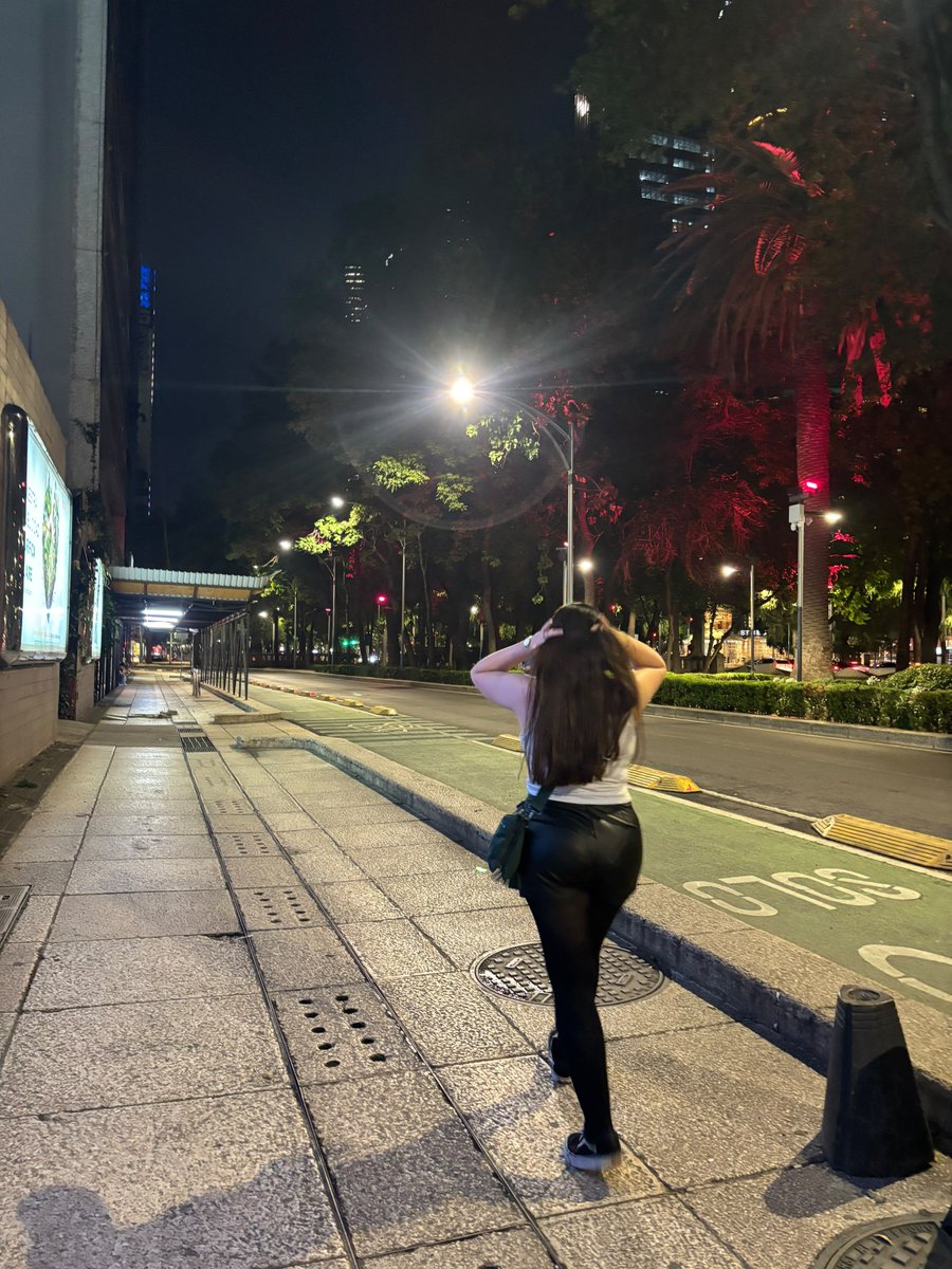 maferpkas's tweet photo. 🖤✨ https://t.co/z3QSSj18XV