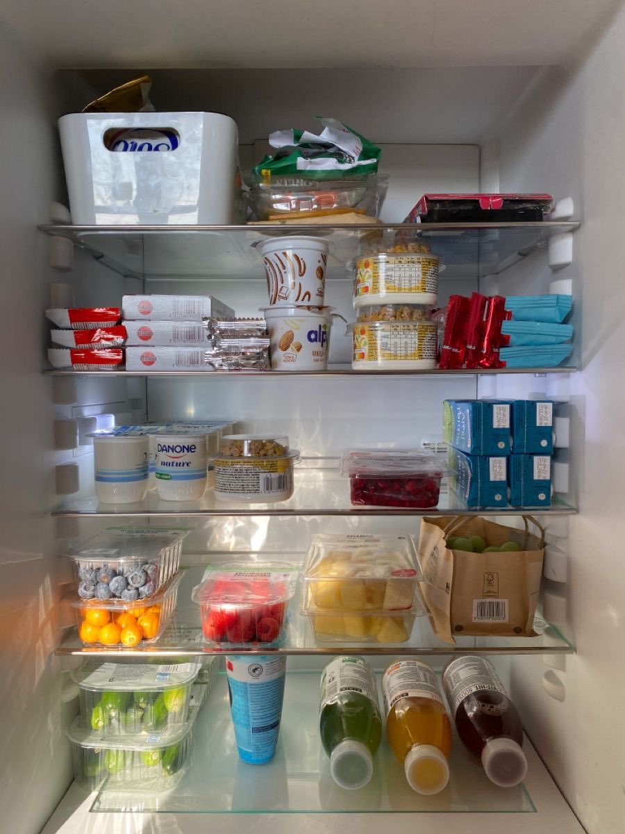 56calories's tweet photo. college fridge https://t.co/qQ3Uf24m5s