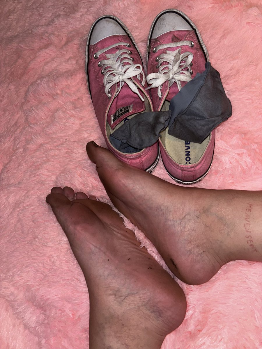 QueenCoCo1122's tweet photo. Oh no, my new pink chucks are already starting to get sweaty dirty toe imprints from my big dirty feet 🥴😵‍💫 my nylon socks took a beating today too 😵‍💫😵‍💫😵‍💫 https://t.co/X4YMG92f5B
