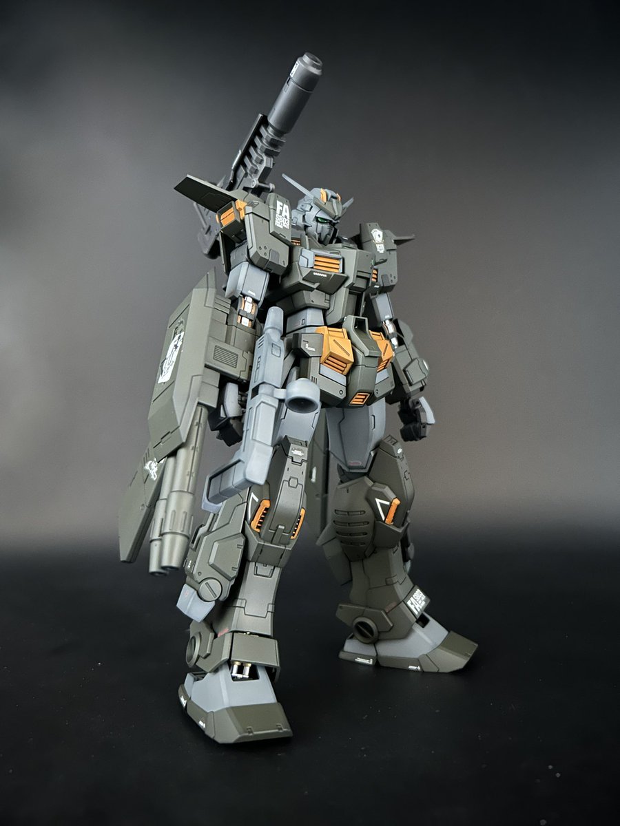 magi__n's tweet photo. ガンダムストームブリンガーfa完成😊
ほぼ◯ルアーマーガンダムですね🤣

少しポージング行った撮影を済ましてこのキットは終了にしたく思います🙇‍♀️

#ガンプラ
#MGガンダムストームブリンガーfa
#ガンプラ好きな人と繋がりたい 
#ガンプラ好きな人とつながりたい https://t.co/K7V9vMemBE