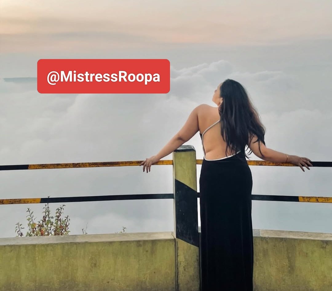 MistressRoopa's tweet photo. While I enjoy the nature you have to do your task that is worshipping me so do it loosers... #findom #slaves #femdom #tribute #rt @MistressTushi @Femdommvideos @rtfindom @slavekane @RTDoms @rt_feet @rt_pawn @GodessSamara https://t.co/NrzszFUYuJ