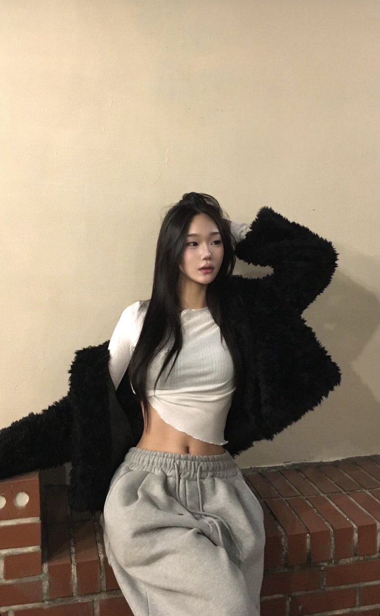 asdfhjfdh's tweet photo. 지키기 져서 이년 신상 궁금하신분들 디엠주세요..
이년 받칩니다..💦💦
대물승자님:@ggqqmt
#지인능욕 #지인박제 #지인상납 #지인지키기 https://t.co/EmpoCh8Nkn