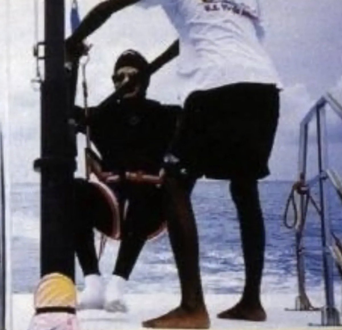 soulthrillla's tweet photo. Michael parasailing in 1997.
the socks 😭😭 https://t.co/MwhW7INvLg