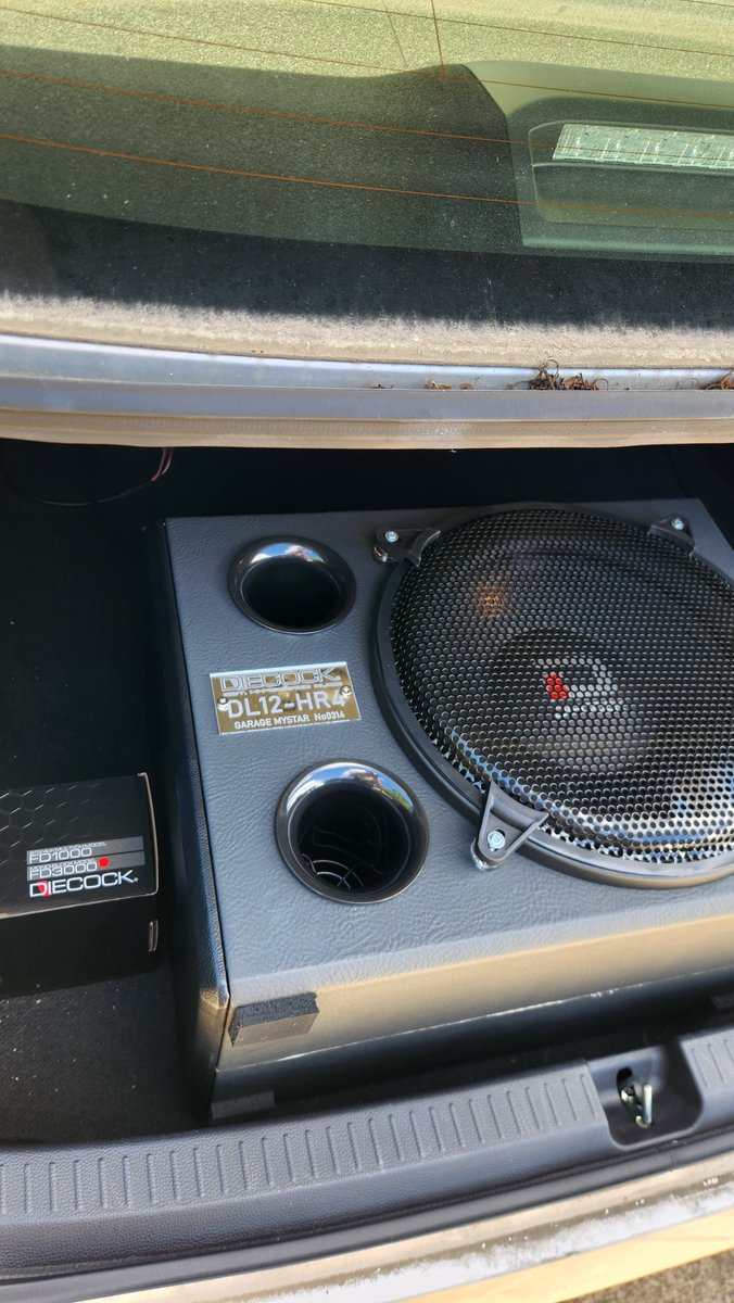 mysta06639325's tweet photo. 30数年間
高級カーオーディオを
たしなんでこられた
お医者さんが
最後に選んだのは
ダイコックでした😊
セッティングは栃木外向きVOXY😁
今は定位よりリアル音量と重低音
だそーです
※そそのかしてないです https://t.co/HTdWheCHou