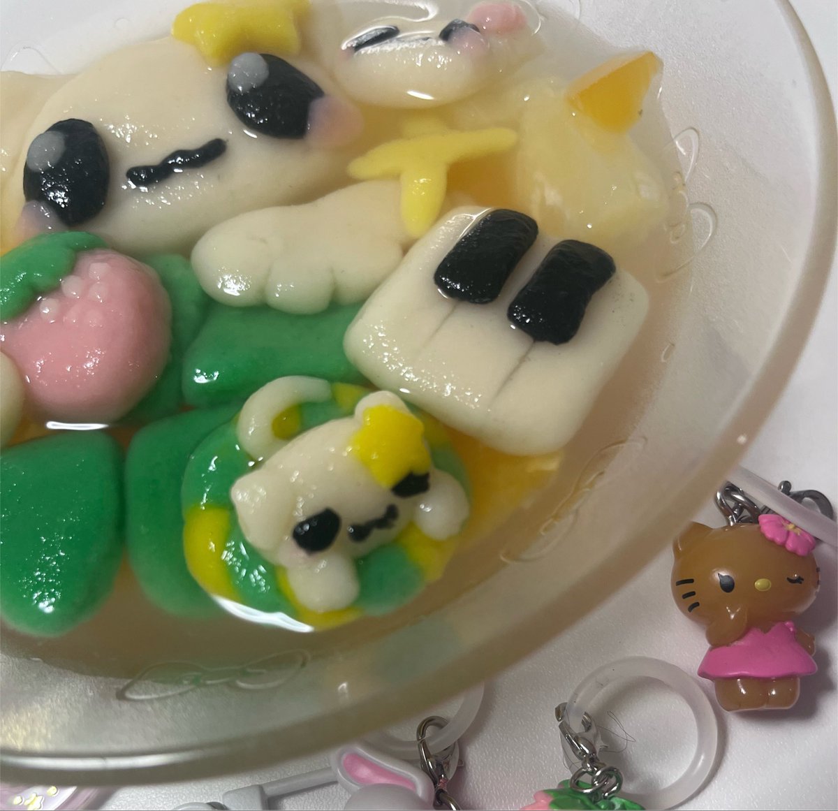 sammmmpleichigo's tweet photo. 今週は！
31日(金)23:30-29
おります！！

みなさん地震無事でよかったですт тちなみに私はその時白玉を作っていました😱 https://t.co/YfI5BJ8gVf