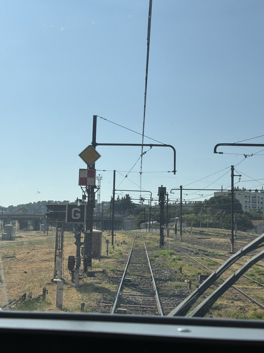 Memphis_Train's tweet photo. J’ai fait un bon dans le passé sinon hier.. 😏 https://t.co/8wzc4pQsoz