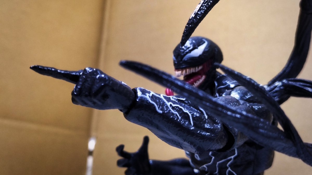 inagi5507's tweet photo. 昨日の正解は分かりましたか？
正解はヴェノムでした！！

スパイダーマン3の方ではなく、後年の単独作品の方ですね！
回答、ありがとうございました！
#ホビーオフ 
#ホビーオフ稲城矢野口クイズ 
#ヴェノム https://t.co/yLImGYfZ3L