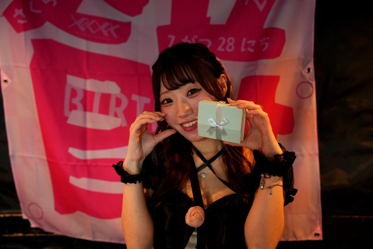 rt62071's tweet photo. まうちゃん初めての生誕祭に参加！行ってよかったって思わせてくれるいいライブだった！
誕生日当日に生誕があって祝えるの嬉しい！
最初は緊張してるのめちゃめちゃ伝わってきたけど、だんだん笑顔が増えていって可愛かったなー！

#まうに惚れてまう https://t.co/B5AVHqi52L