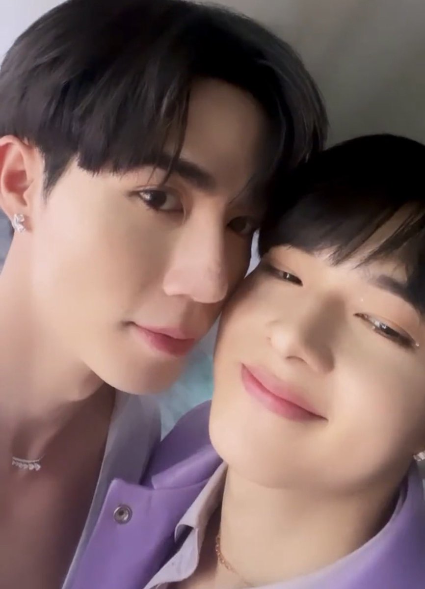 Alin_in_the_sky's tweet photo. คิดถึงจัง #ZeeNuNew https://t.co/xaKe2Sj1fp