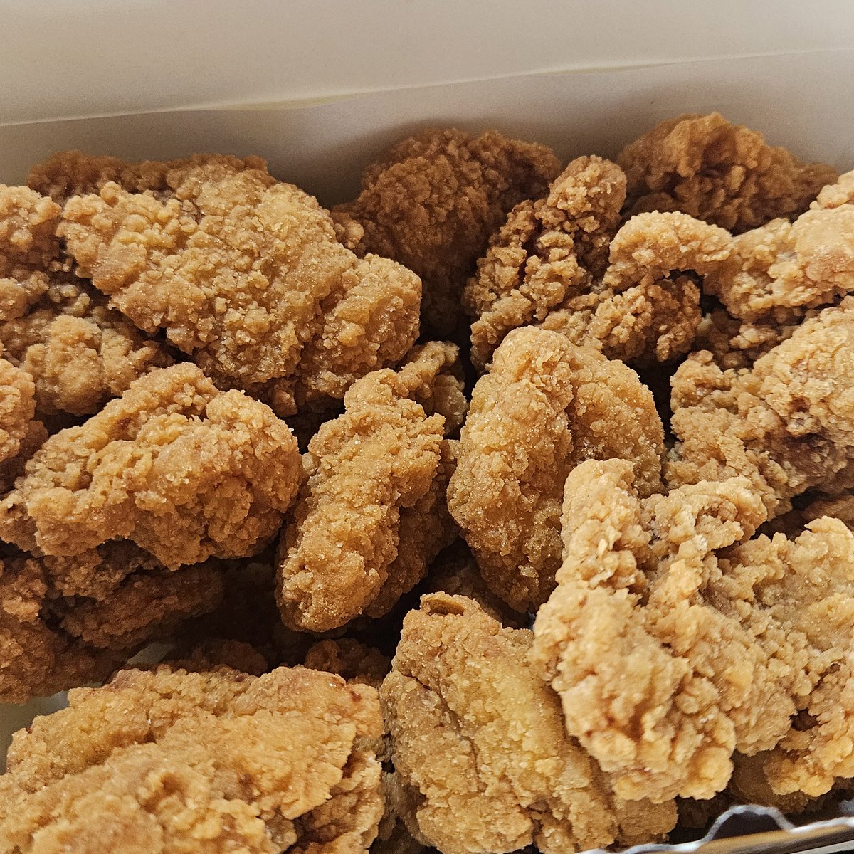 hungrycinnamo's tweet photo. 26.06.14

bhc 더블팝 순살 https://t.co/SUtXuf8lms