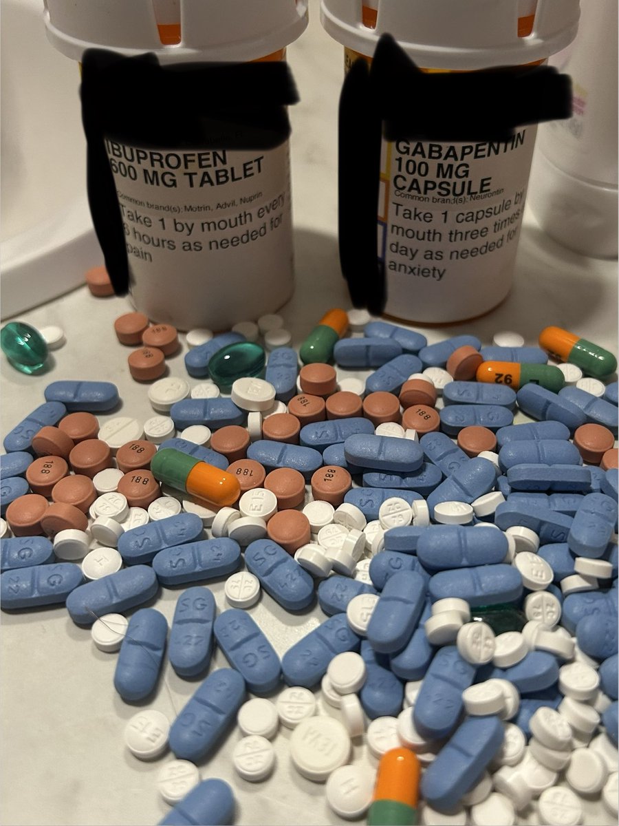 sugarvanillaa's tweet photo. will all of this do the job if I drink alcohol with it? the pile is a bunch of random stuff. first bottle on 2nd pic is ibuprofen and 2nd is gabapenten. Idk if this will actually k1ll me or just make me super sick. Plz lmk before I take ts and suffer 😭 #988twt #shtwt #drugtwt https://t.co/MJFJ5ayqE9