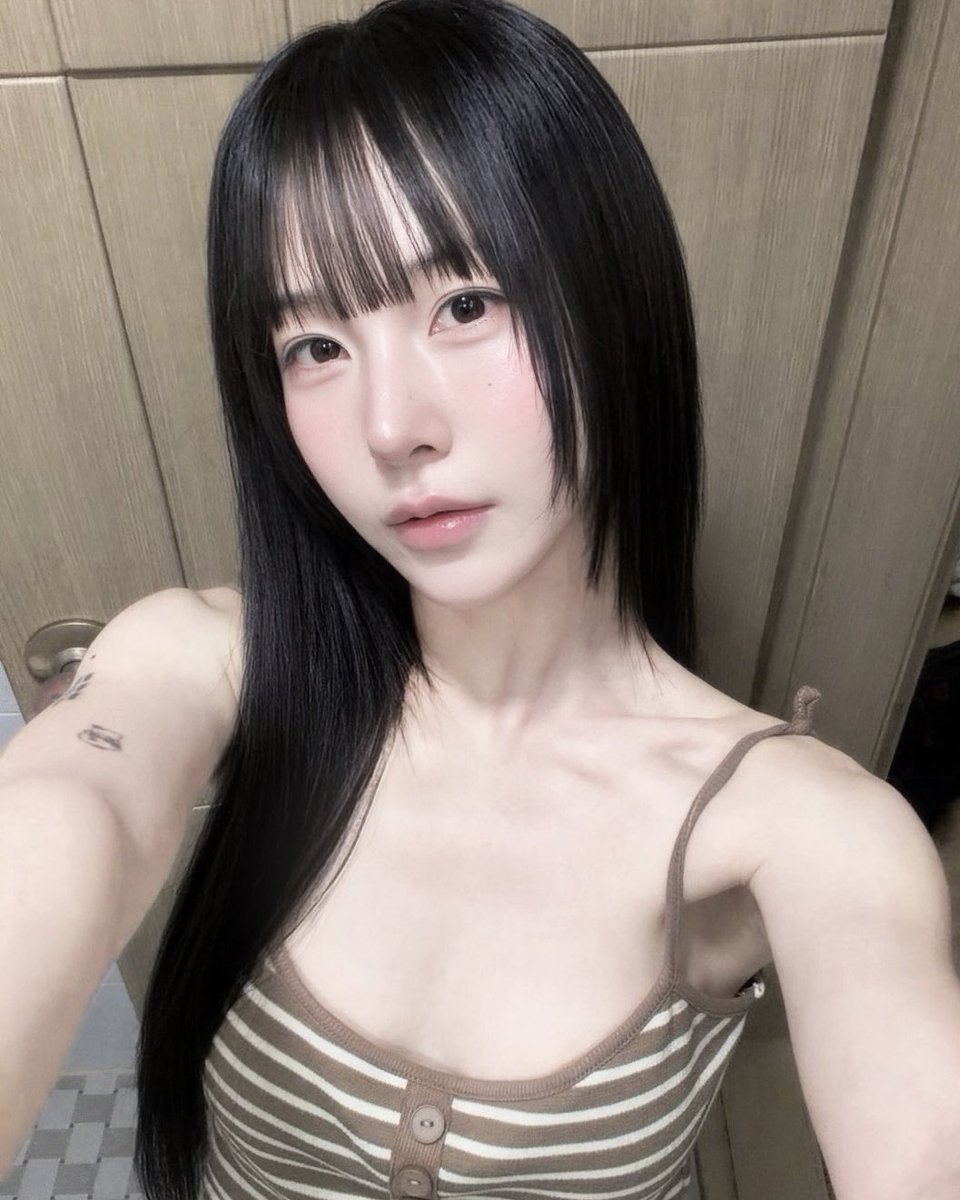scheduleisover's tweet photo. 다시올림 https://t.co/9sMZFrn9n3