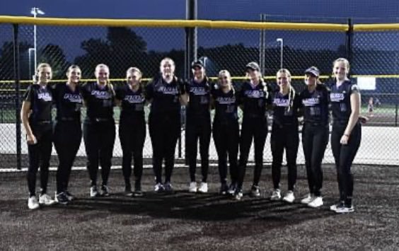 HeierMya15438's tweet photo. Although it didn't end the way we wanted, I'm so thankful for an incredible season and for the amazing group of girls I had the opportunity to play with.

Stats :  .333 BA .334 OBP 1.000 OPS .667 SLG 4 hits 2 singles 1 double1 HR 4 RBI 1.000 FPCT 

Next up HS ball💙🩶⚔️ https://t.co/gCUvARaBGH