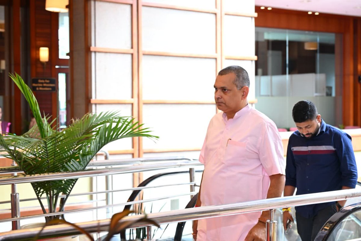 iKaushikRai's tweet photo. Reached the Assam Legislative Assembly to take part in the proceedings of the Assam Budget Session.

#AssamBudget #AssamLegislativeAssembly https://t.co/EzKP6HHtmv