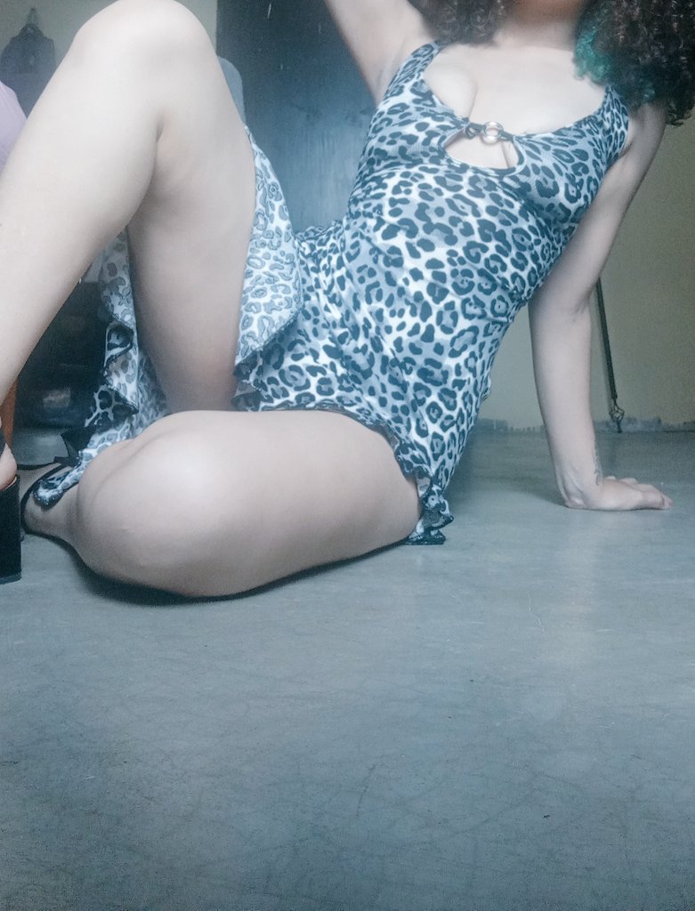 sorrapoder44450's tweet photo. UwU #hot #ContentStrategy https://t.co/IEZOfjJNC8