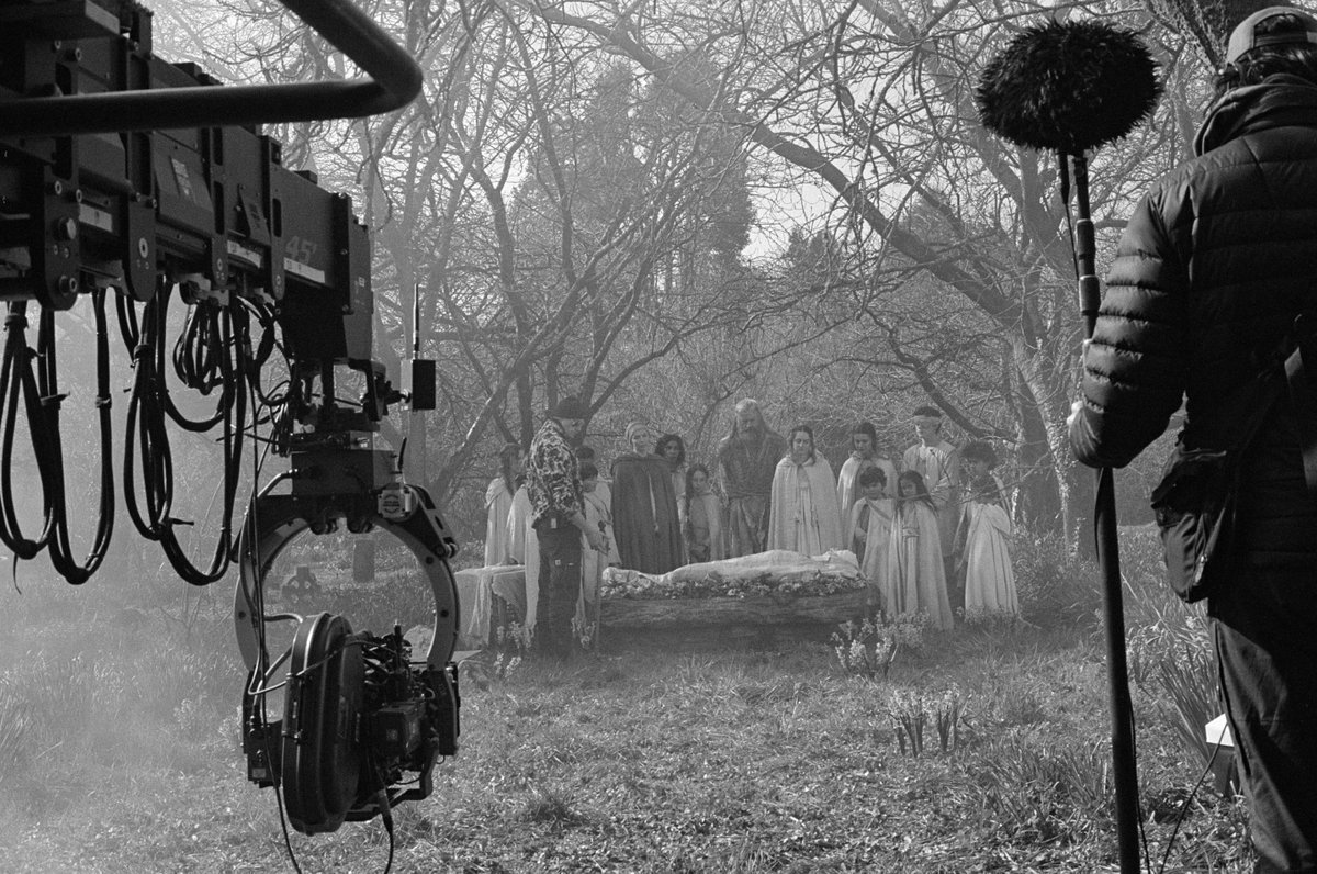 EnosAniretak's tweet photo. Jodie Comer in BTS on set for The Death Of Robin Hood on film 

📸 @Kodak https://t.co/BXFkP47Yf8