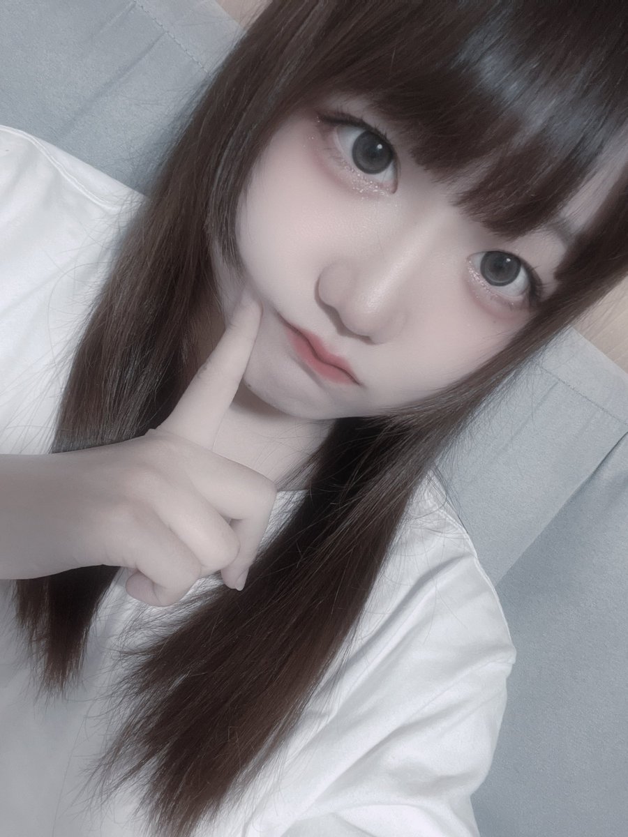 nyk__san's tweet photo. 結局ロングとショートとボブ何が好きなのって話🤔🤔

加工変わりすぎてて笑い止まらん🤣 https://t.co/YKCcYSxTRZ