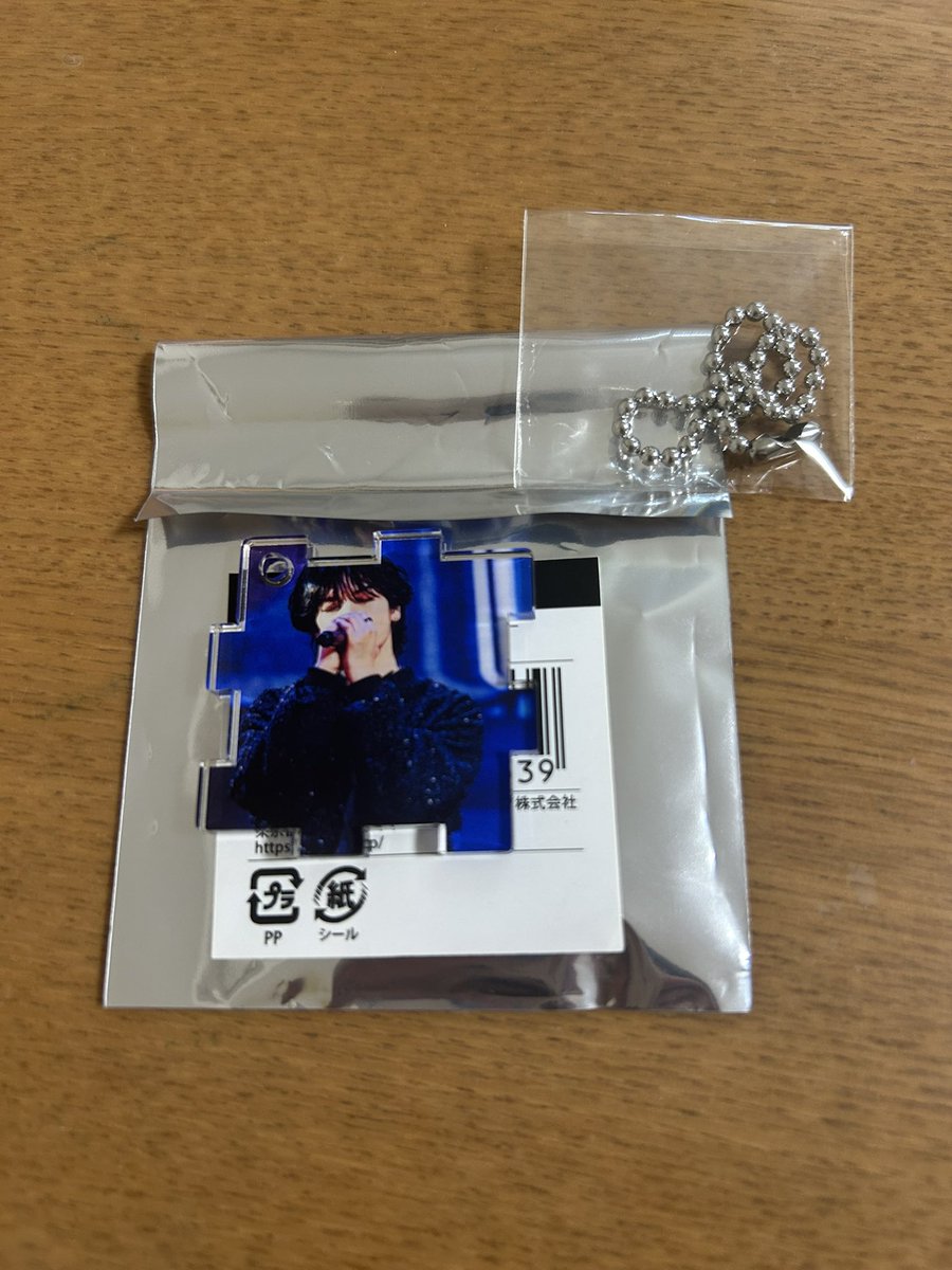 _61rul's tweet photo. STARGLOW DEBUT SHOWCASE Wish upon a star 特典 アクリルパズルキーホルダー 交換

譲 アダム🐨

求 ルイ⚡️orタイキ🐼

郵送or神戸2日間手渡し

DML Bのアダムトレカもお付けできます。

お気軽にお声掛けください🙏🏻🌟 https://t.co/HiQILUEdyI