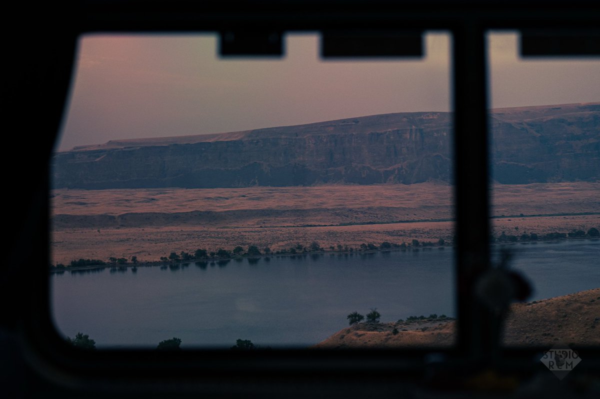 StudioRemTacoma's tweet photo. Additional views from the train.

#photography 
#travelphotography 
#streetphotography 
#nikon
#pnw https://t.co/fFgYDcgGK2