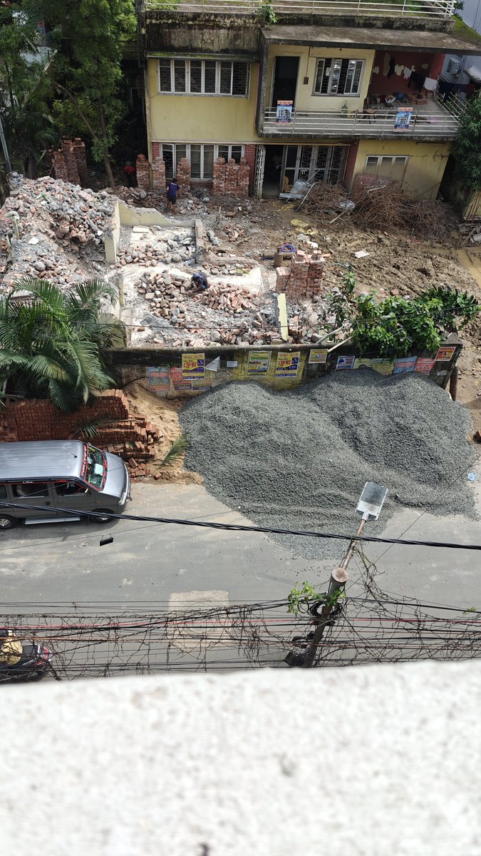 SinchanSaibal's tweet photo. @kmc_kolkata @paulagnimitra1 @KPSouthDiv
This is the condition of the promoter's work. No cover of the workspace. Chips dumped in such a way that it covers the drain pits and clogs the drain. You're requested to take action. Corner of NN Dutta &amp; MB Sarani, Kol 40. Dust also. https://t.co/KgL9FQjqQL