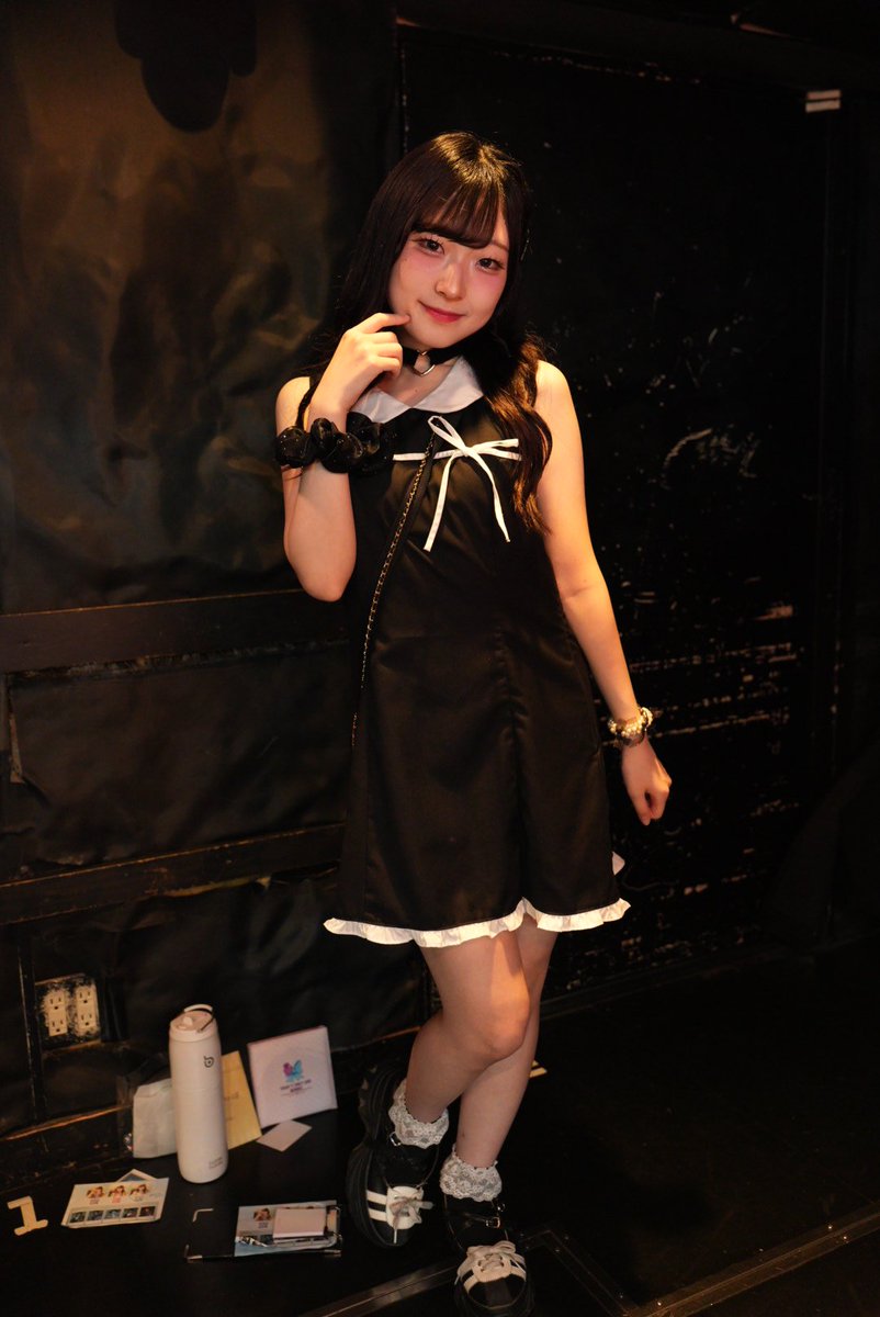 rt62071's tweet photo. @MERMALMAU 衣装はみんな黒を基調としたスタイル！

#流川さや花
#あみにゃ独り占め中 https://t.co/PgKNBXJGkF