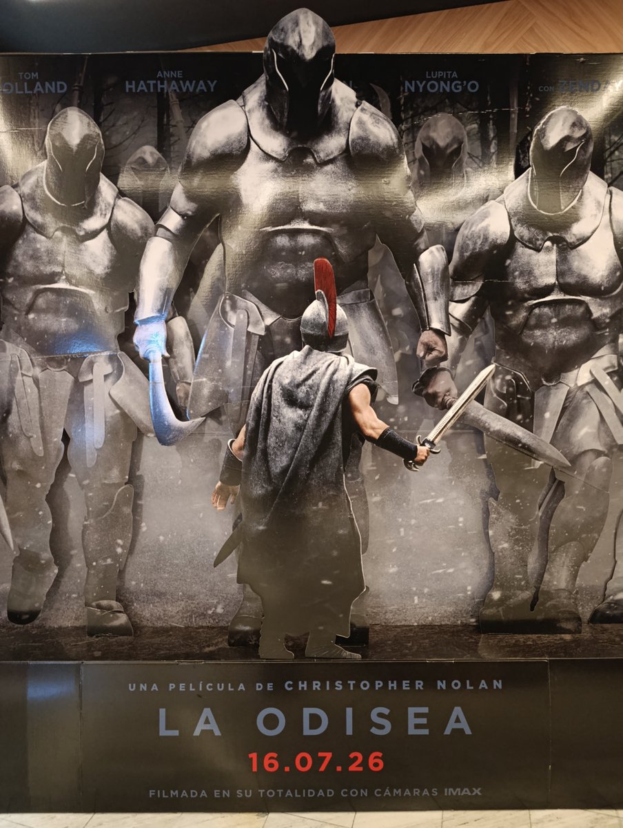 jesanchezr's tweet photo. El día que Nolan nos deje de explicar las cosas como si fuéramos tarugos tal vez haga excelentes películas 🤷‍♂️ https://t.co/TPNS6z2T7Y