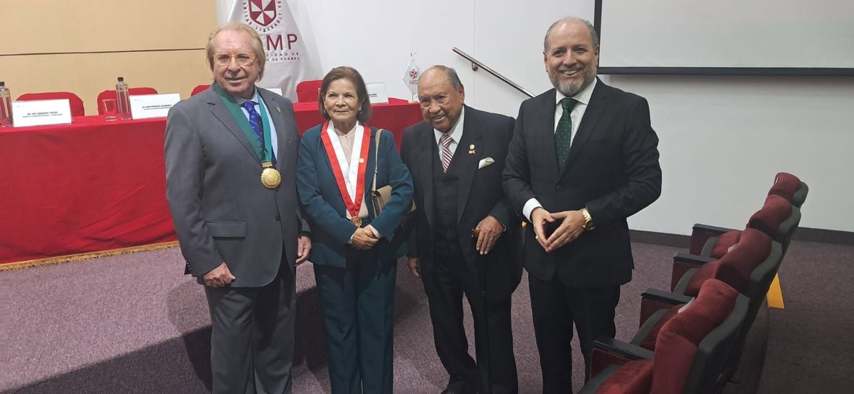 InstitutoIPADEP's tweet photo. El Dr. Iván Torres La Torre, Presidente de IPADEP –  Cap Perú, participó como invitado en la solemne ceremonia de investidura como Doctor Honoris Causa del Excelentísimo Señor Presidente de la República Argentina, Javier Milei, celebrada en la Universidad de San Martín de Porres. https://t.co/JmWYDGFfNm