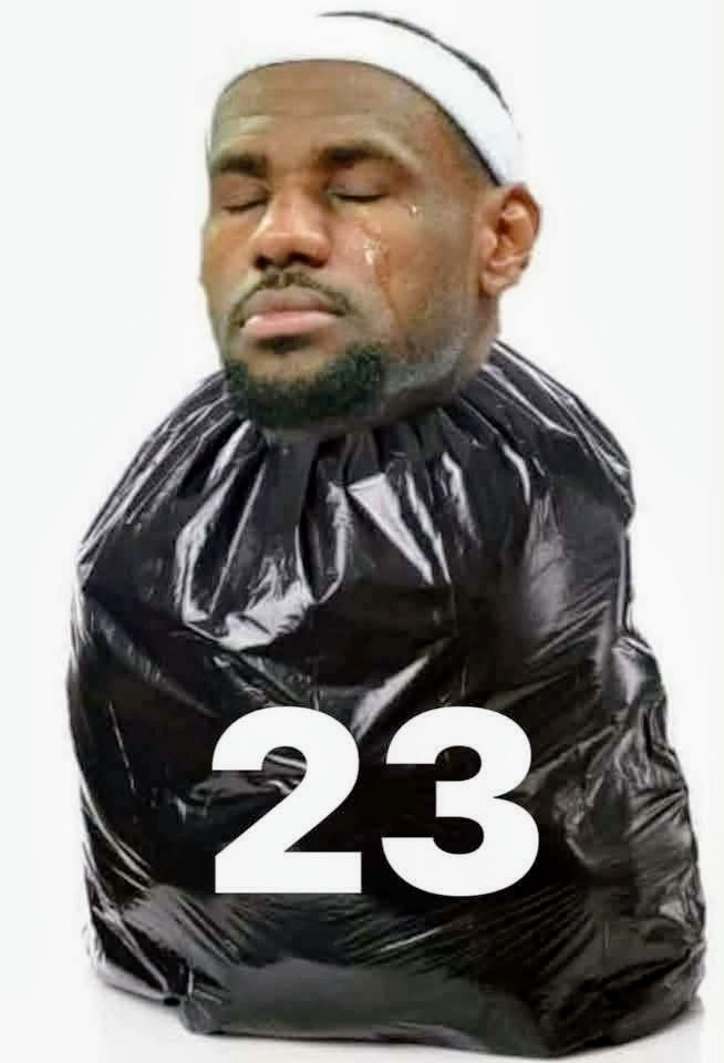 Lakers4Life43's tweet photo. THIS IS EXACTLY WHERE THE LAKERS SHOULD OF LEFT THIS 🤡 AT LOL 🤣 https://t.co/n92mu75c7q